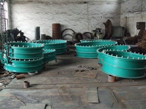 直埋波紋補(bǔ)償器 直埋波紋補(bǔ)償器